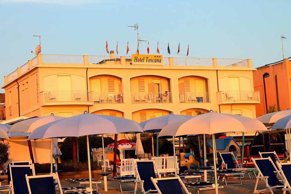 Hotel Toscana Marotta Eksteriør bilde